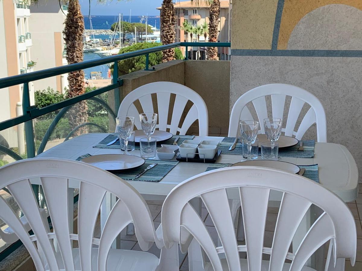 Port Frejus - Le Romanee - Appartement Vue Mer - 2 Chambres Luaran gambar